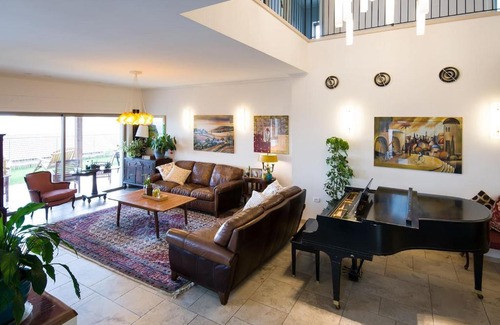 Galil Tachton Villa | Villa Netofa (Kosher)