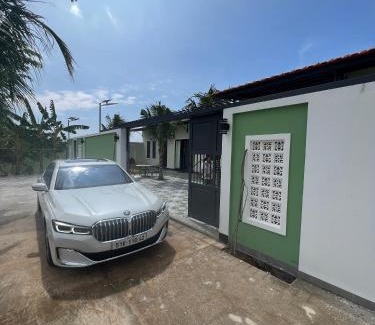 Phan Thiet Villa | Villa Ngọc Châu Phan Thiết Chi nhánh 2 - 4 Phòng Ngủ, Có Bếp, Phòng Ăn, Phòng Khách, Miễn Phí Sân BBQ và Bãi Xe Ô Tô Rộng Rãi