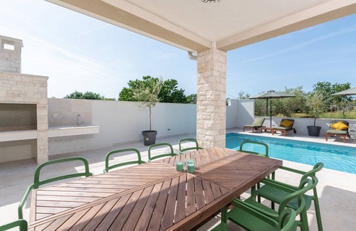 Umag Villa | Villa Nia with Private Pool
