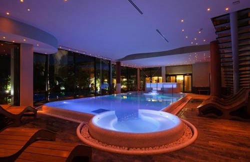 Riva del Garda Hotel | Villa Nicolli Romantic Spa Resort - Adults Only