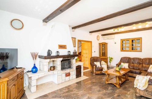 Ljuta Villa | Villa Niko - Three bedroom villa with swimming pool
