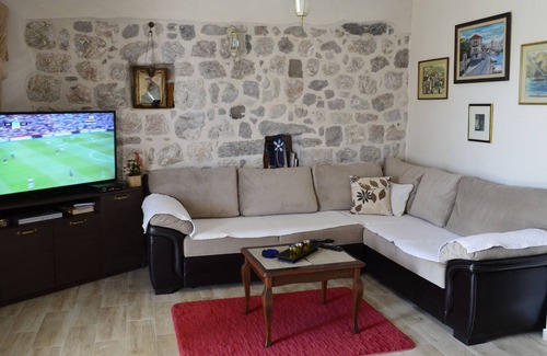 Bratesici House | Villa Nikola - Nature fresh air suitable for families