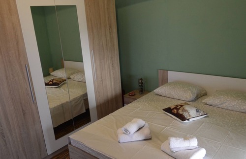 Bratesici House | Villa Nikola - Nature fresh air suitable for families