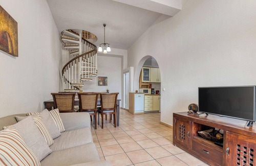 Katavolos Apartment | Villa Nikos by Tsiolis family ★ shared pool