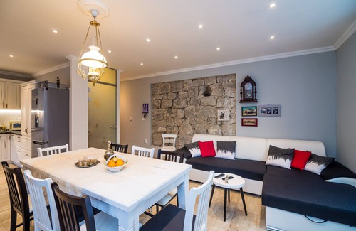 Zuljana Villa | Villa Nives - Three-Bedroom Villa with Terrace and Sea View