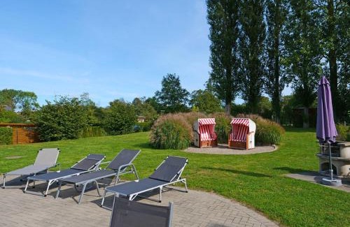 Glowe House | Villa Nixe