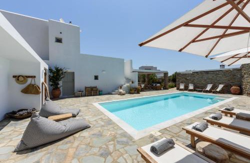 Soros Villa | VILLA NOSTOS ANTIPAROS
