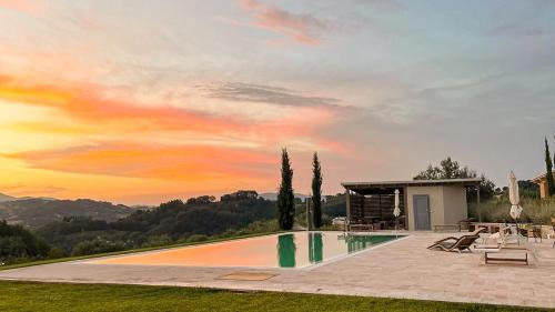 Tolentino House | Villa Nuces