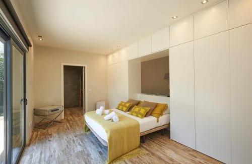 Cascais Villa | Villa Oasis - w pool near Cascais centre