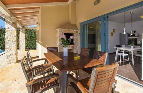 Rojnici Villa | Villa Octava nearby Labin – Crovillas GmbH