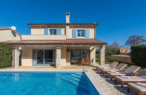 Rojnici Villa | Villa Octava nearby Labin – Crovillas GmbH