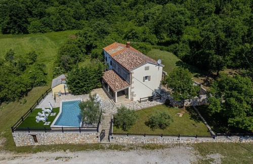 Marceljani Villa | Villa Octingenti in Marceljani - Haus für 4-6 Personen