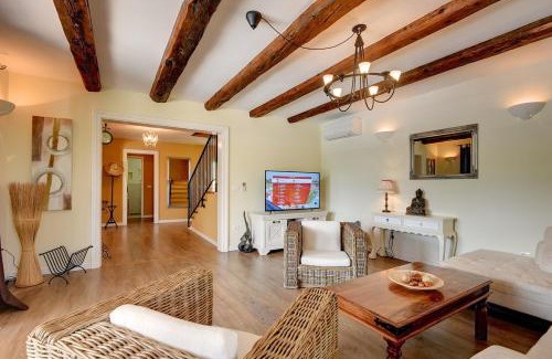 Rakalj House | Villa Oliva