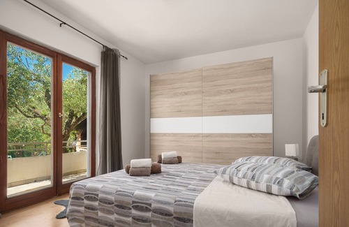Skradin House | Villa Olive Garden (96171-K1) - Krković