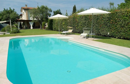 Capezzano Pianore Villa | Villa Oliveta with private pool HEATED FROM 2026.