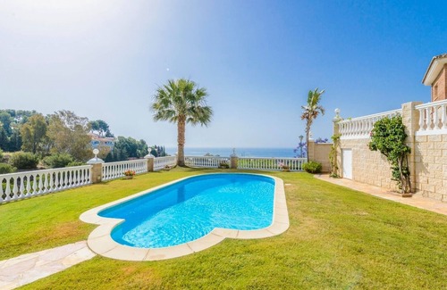Benalmadena Villa | Villa Olmedo Benalmádena by Ruralidays