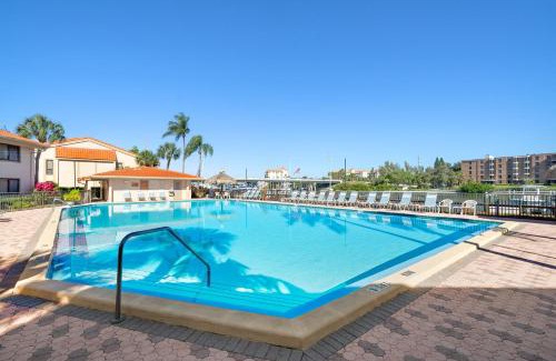 Bayway Isles Apartment | Villa on Point Brittany 5