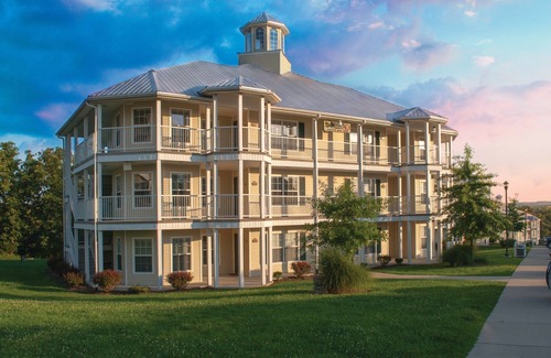 Branson Villa | Villa on the 18-Hole Golf Course