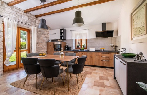 Krnica Villa | Villa Orada for 6 people with private pool & only 2.5 km from the beach