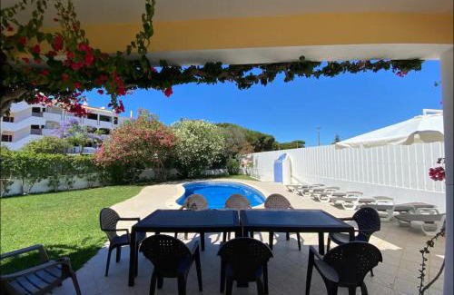 Olhos D'Agua Villa | Villa Orange with private pool Albufeira