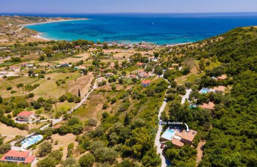 Kateleios Villa | Villa Orchidea by Villa Plus