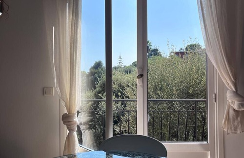 Gairaut Villa | Villa Orfée, elegance and tranquillity in the hills above Nice