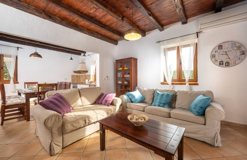 Butkovici Villa | Villa Orlene in Paradis