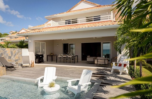Le Diamant Villa | Villa Orlov - Luxury villa on the water