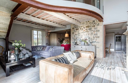 Orentano Villa | VILLA OTTO Luxury Tuscan Farmhouse with Private Pool close to Lucca Pisa Pistoia