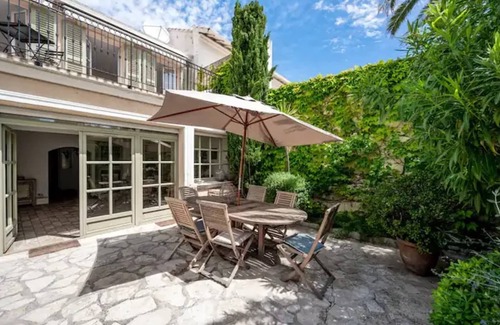 Pointe Croisette Apartment | Villa Palma - Four Bedroom Apartment, Sleeps 8