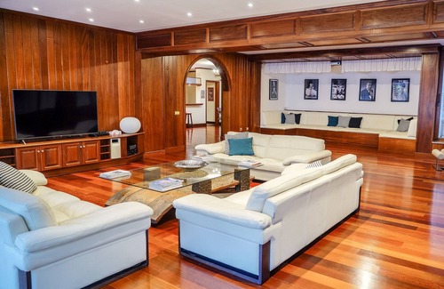 Puerto Calero Villa | Villa Palmeras with Wi-Fi, Balcony, Garden, Terrace, Pool, Sauna