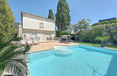 California - Pezou Villa | VILLA PALMIERS BY ESTATES CANNES