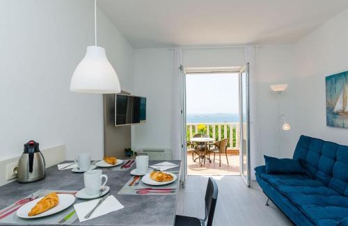 Plat Apartment | Villa Panorama Dubrovnik A1 - Deluxe One Bedroom Apartment with Terrace and Sea View
