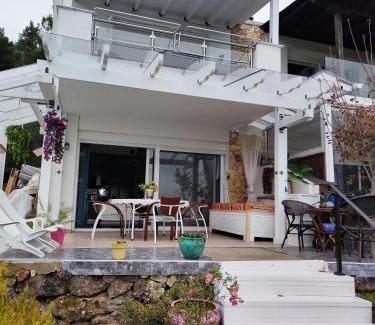 Megalos Prinos Villa | Villa Panorama, now a Smart Home