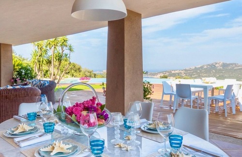 Pantogia Villa | VILLA PANTOGIA - Seven Bedroom Villa, Sleeps 13