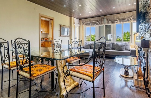 Reus Villa | Villa "Paquita" with Private Pool, Private Terrace & Wi-Fi