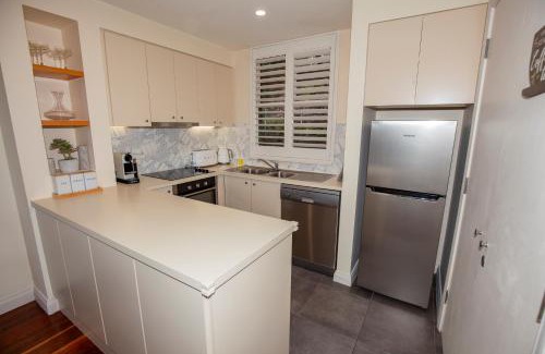 Pokolbin Villa | Villa Paradiso - 2 Bedroom Private Villa located within Cypress Lakes Resort