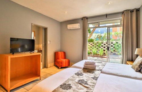 Hartbeespoort Hotel | Villa Paradiso