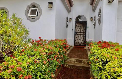Bejuco Villa | Villa Paraiso By Vacation Pura Vida