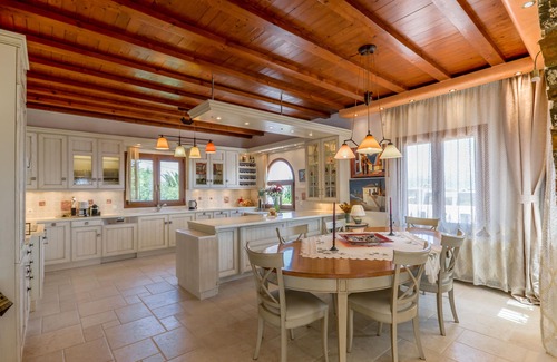 Stelida Villa | Villa Pari Manda