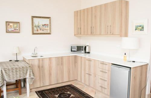 Welgemoed Bed & Breakfast | Villa Pascal Guest House