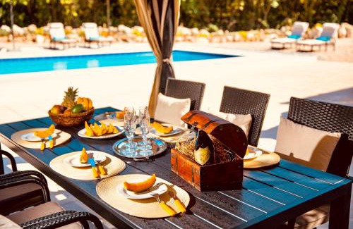 Komaji Villa | Villa Pendo 1450- Full private luxury property