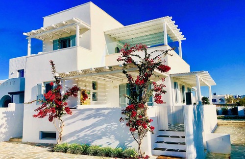 Plaka Villa | VILLA PERGOLA, private villa, private pool and amazing view.Quiet area.