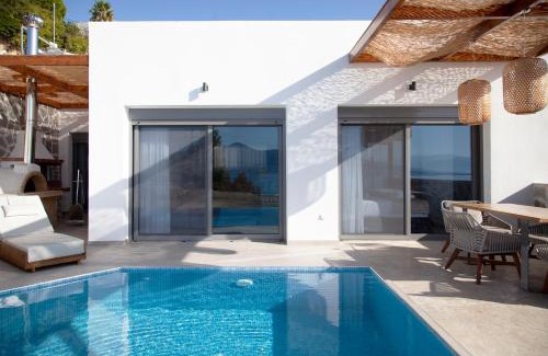 Aktio-Vonitsa Villa | Villa Petalouda with Sea Views
