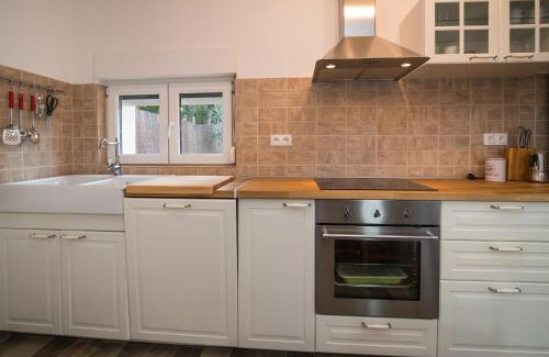 Risika Villa | Villa Petite