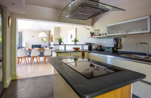 Pezenas Villa | Villa Pezenas by Villa Plus