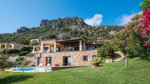 Porto Cervo Villa | VILLA PHOENIX 8&4, Emma Villas
