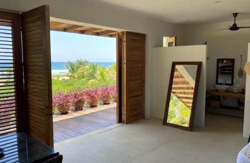 Barra de Colotepec House | Villa Piñas Puerto Escondido Beachfront