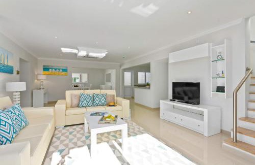 Figueiral Villa | Villa Pianda by Villa Plus