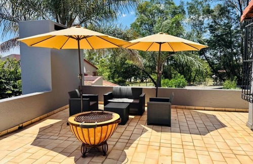 Woodmead House | Villa Picasso - 2 Bed Villa